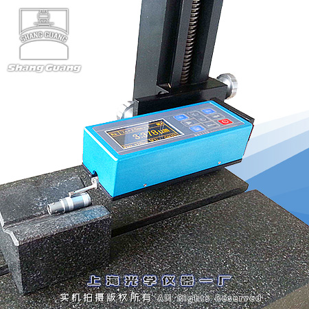 �ֳ�ʽ����ֲڶȃxCX-30���߾��ȣ�